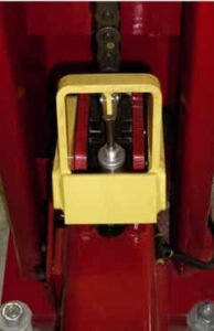 Challenger 44030 Heavy-Duty 4-Post Hydraulic Lift 30,000 lb - New Black Color - Image 5