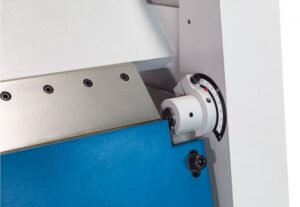 Knuth 119” SBS E 3020/1.2 Manual Folding Machine 131372 - Image 2