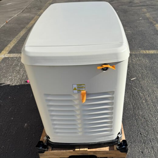 Generac 7043 22kW Guardian Generator with 200A SE Transfer Switch (Scratch & Dent)