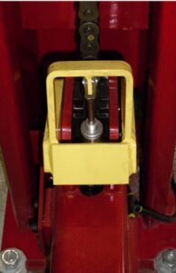 Challenger 44030X HD 4-Post Hydraulic XL Ex-Length Lift 30,000 lb - New Black Color - Image 5