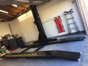 Auto Lift AL-SP-6K-SS 6000 lb. Single Column Car Storage Lift - Image 8