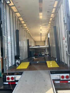 AMGO® Hydraulics 407-P Parking & Service 4 Post Lift 7000 lbs - Image 3