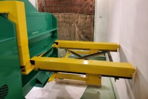 Uni-Hydro 7.5HP 220V Three Phase 0.375” x 96” Hydraulic Plate Shear 233896 - Image 2