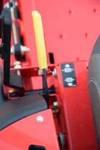Gravely Pro Turn 52 Zero Turn Mower (Kawasaki) - Image 2