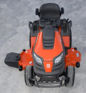 Husqvarna GT52XLS Lawn Tractor - Image 6
