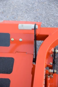 Husqvarna M-ZT 52 Zero Turn Mower (Briggs/Stratton) - Image 10