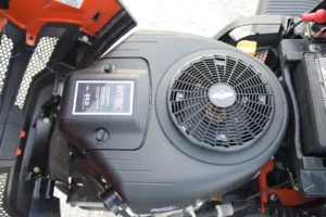 Husqvarna YTH24V54 Lawn Tractor - Image 2