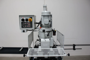 Quantum Machinery MACC 14.50” 220V Three Phase Vertical Semi-Automatic Double-Column Cold Saw NTS 370 - Image 3