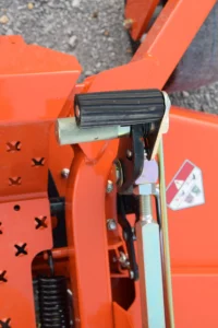 Husqvarna PZ 72 Kawasaki 31 HP Zero Turn Mower - Image 5