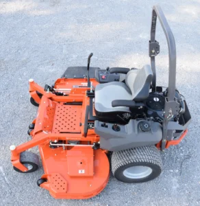 Husqvarna PZ 72 Kawasaki 31 HP Zero Turn Mower - Image 8