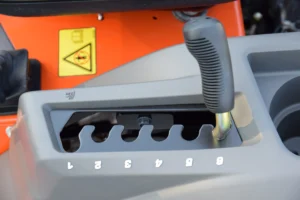 Husqvarna Z248F Zero Turn Mower (Briggs/Stratton) - Image 4