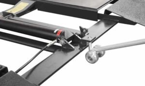 BendPak LR-60P Low-Rise Portable Specialty Car Lift 6,000 lb. Capacity - Image 3