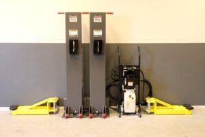 MaxJax® M7K Portable Two Post Garage Lift - Deluxe Package - Image 5