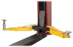 Challenger CLFP9 Low Ceiling Two Post Car Lift 9,000 - Image 5