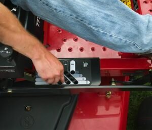 Toro TITAN HD 1500 52" Zero Turn Mower #74451 - Image 5